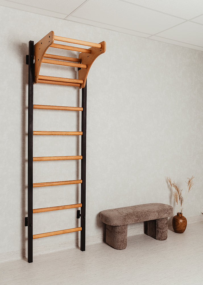 BenchK PB076 Wooden pull up bar in oak